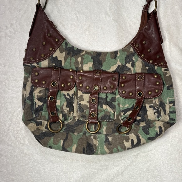 Y2K Camo Studded Shoulder Bag - Picture 2 of 9